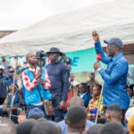 Mobilisation contre l’agression rwandaise : accueilli en grand roi à Mbandaka, Jean-Lucien Bussa Tongba prêche l’unité nationale autour du  Président de la République (Photo reportage)
